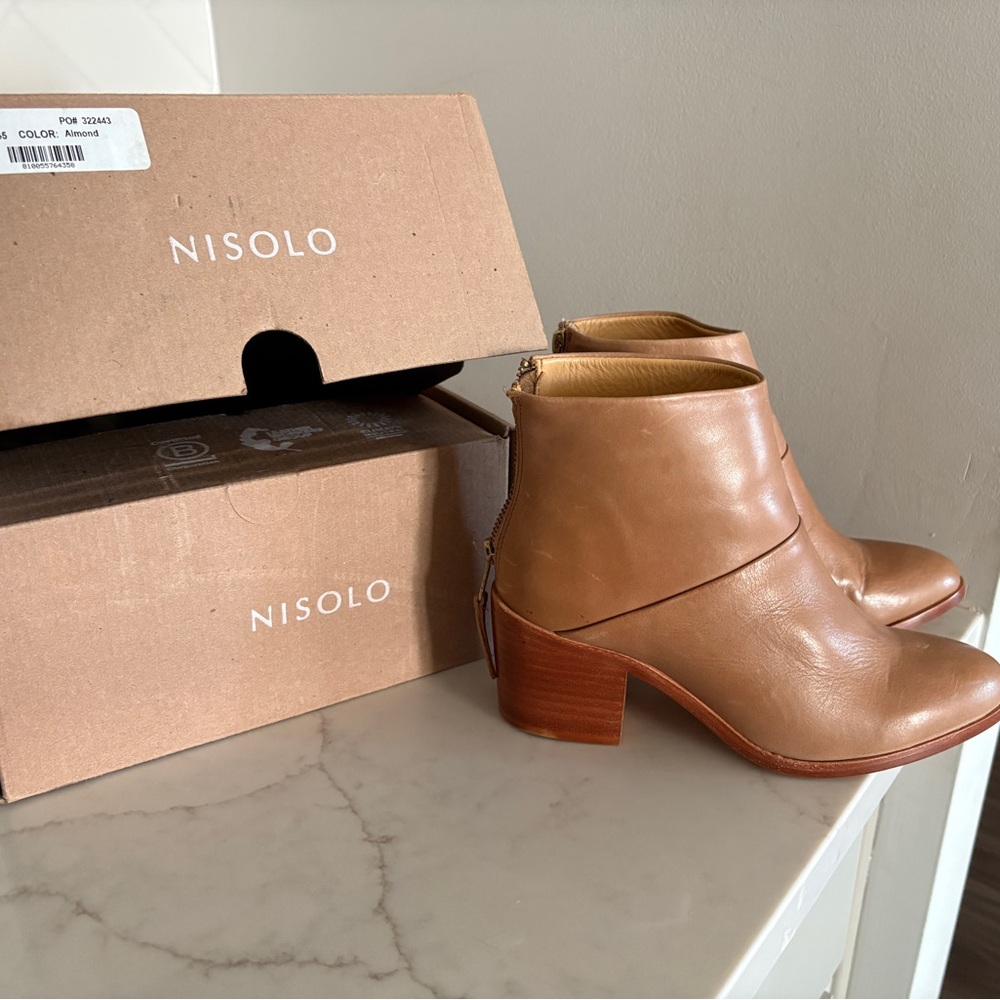 Nisolo Almond Leather Ankle Booties